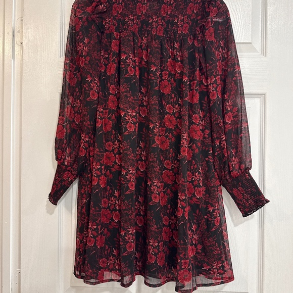 Dress - Picture 1 of 1